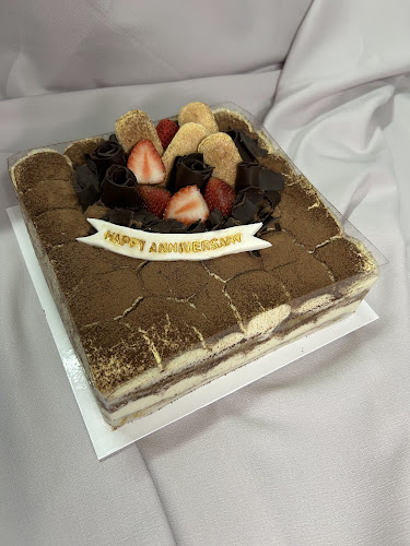 Deeje taste of home Cake and dessert