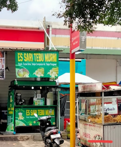 Es sari tebu Si Teboe