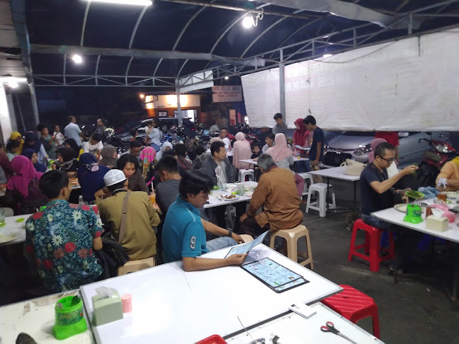 Pondok Aquarius Seafood - Gastronomi dan perhotelan