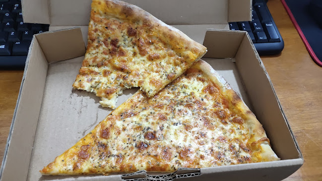 ELEANOR RIGBY PIZZA (NEW YORK STYLE) - Kota Depok