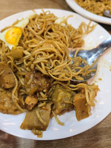 Opinii despre Mie garing sulawesi în Kota Kendari - Gastronomi dan perhotelan