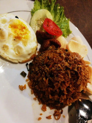 GF76+87C, Jl. Ronggo Warsito, Suka Maju, Kec. Sail, Kota Pekanbaru, Riau 28127