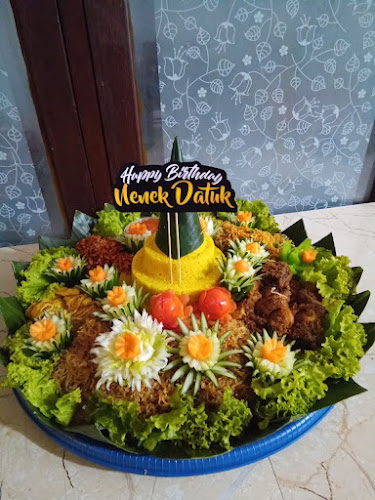 Tumpeng mama