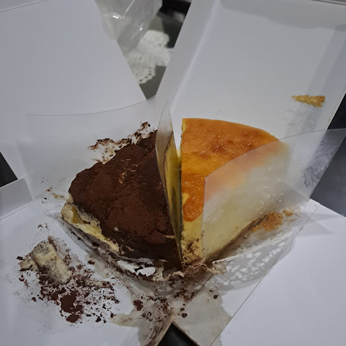 Comentarii opinii despre Mister & Misses Cakes