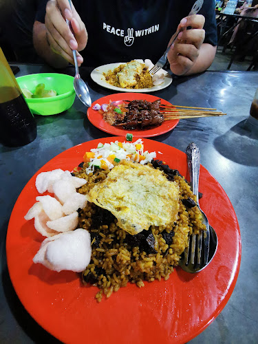 Nasi Goreng Sapi dan Kambing Sate Maranggi