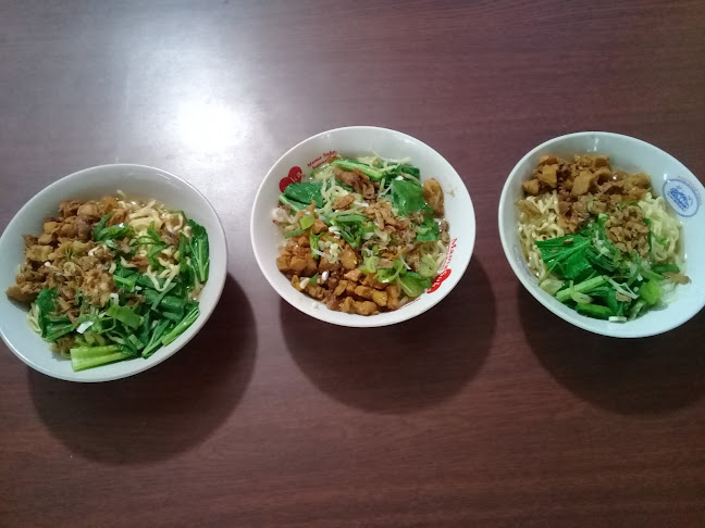 Comentarii opinii despre Warung gobang