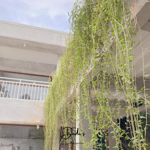 Dadi's Coffee Garden - Gastronomi dan perhotelan