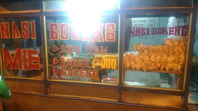 Opinii despre Nasi goreng mas kemed în Kota Tangerang Selatan - Gastronomi dan perhotelan