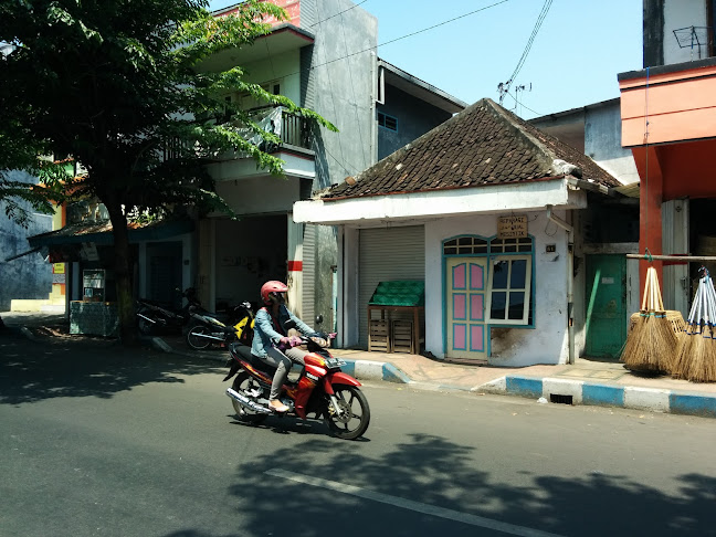 Comentarii opinii despre Garlic Damar Catering