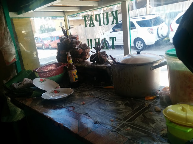 Kupat Tahu Pak Uci Cikole - Gastronomi dan perhotelan