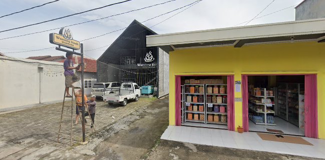 Opinii despre Ethyphenol Coffee and Entertain în Kota Semarang - Gastronomi dan perhotelan