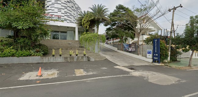 BRANCHE Cafe, Bar & Terrace