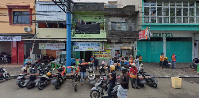 Pusat Kuliner Pantai Losari