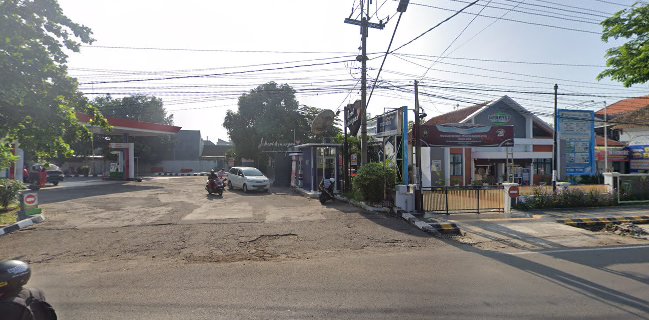 Kopi Kenangan - SPBU Pertamina 54.631.05 Panjaitan Madiun (Container)