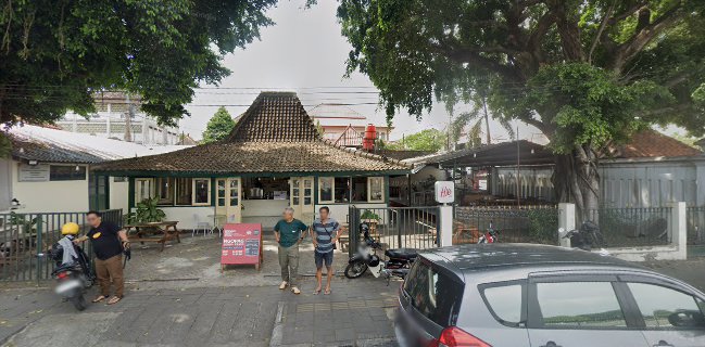 Manis di Bibir X Hsco