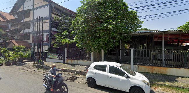 Foodcourt Penjaringan Sari, Jl. Penjaringan Tim., Penjaringan Sari, Kec. Rungkut, Surabaya, Jawa Timur 60297