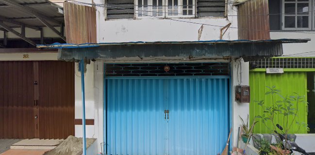 Genqi Klinik / Kedai Makan Justin