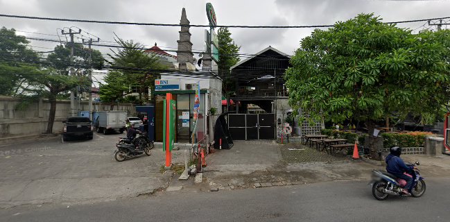 Cumi Hitam Racun, Praya