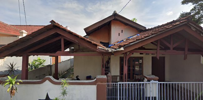 Opinii despre Kedai Ririn în Kota Depok - Gastronomi dan perhotelan