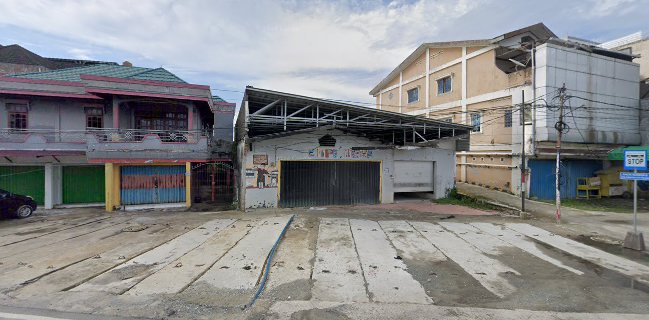 Opinii despre Kedai Kopi Dewa în Kota Balikpapan - Gastronomi dan perhotelan