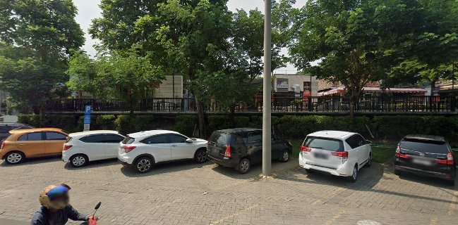 Opinii despre Loop - Graha Famili în Surabaya - Gastronomi dan perhotelan