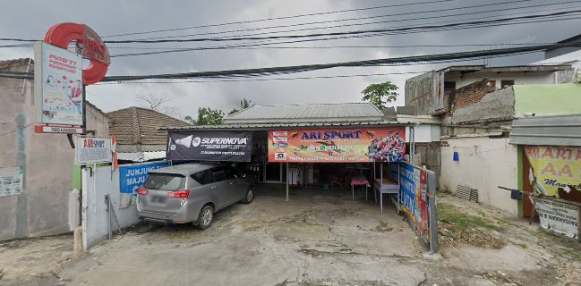 Pecel Lele IQBAL LAMONGAN