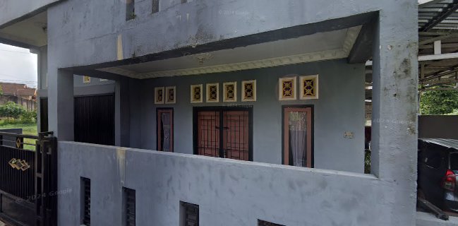 Kiki cake and cookies