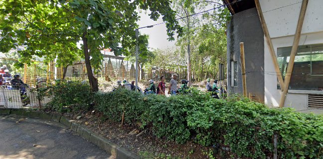 Burger SD Stasiun PondokCina