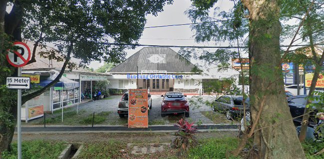 H. Moel seafood Bandung