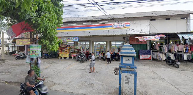 Mits Me Cafe & Resto