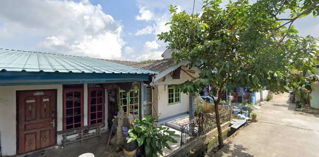 Warung lesehan pagi sore