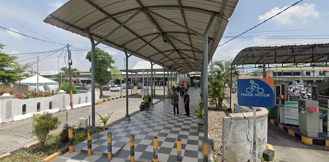 Lapis Kukus Pahlawan Pasar Turi - Oleh oleh khas Surabaya