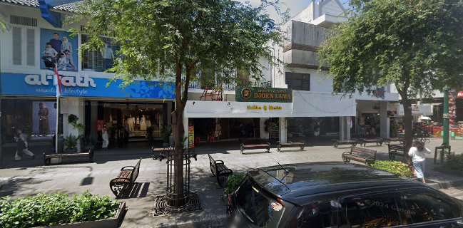 Djoen Bakery, Coffee & Resto sedjak 1935