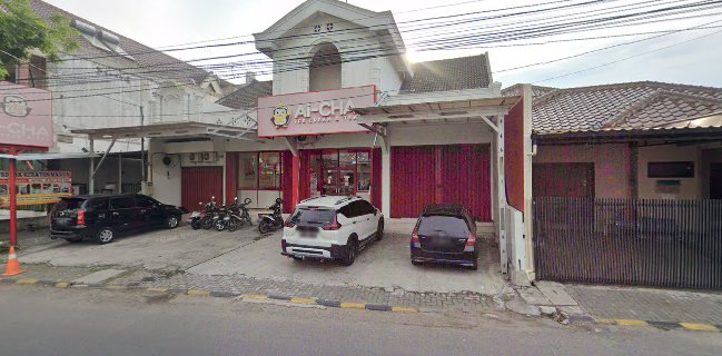 Aicha Ice Cream & Tea Madiun