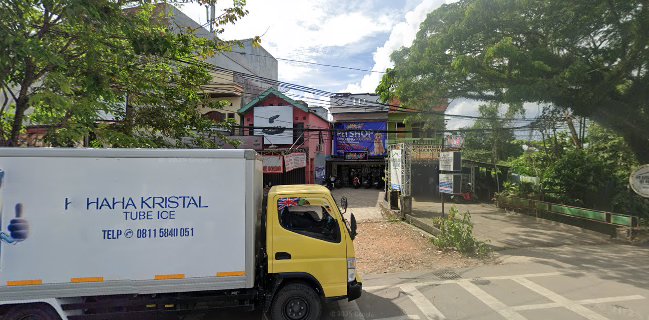Wr. Ayam Kremes Endang Joko cabang MT Haryono
